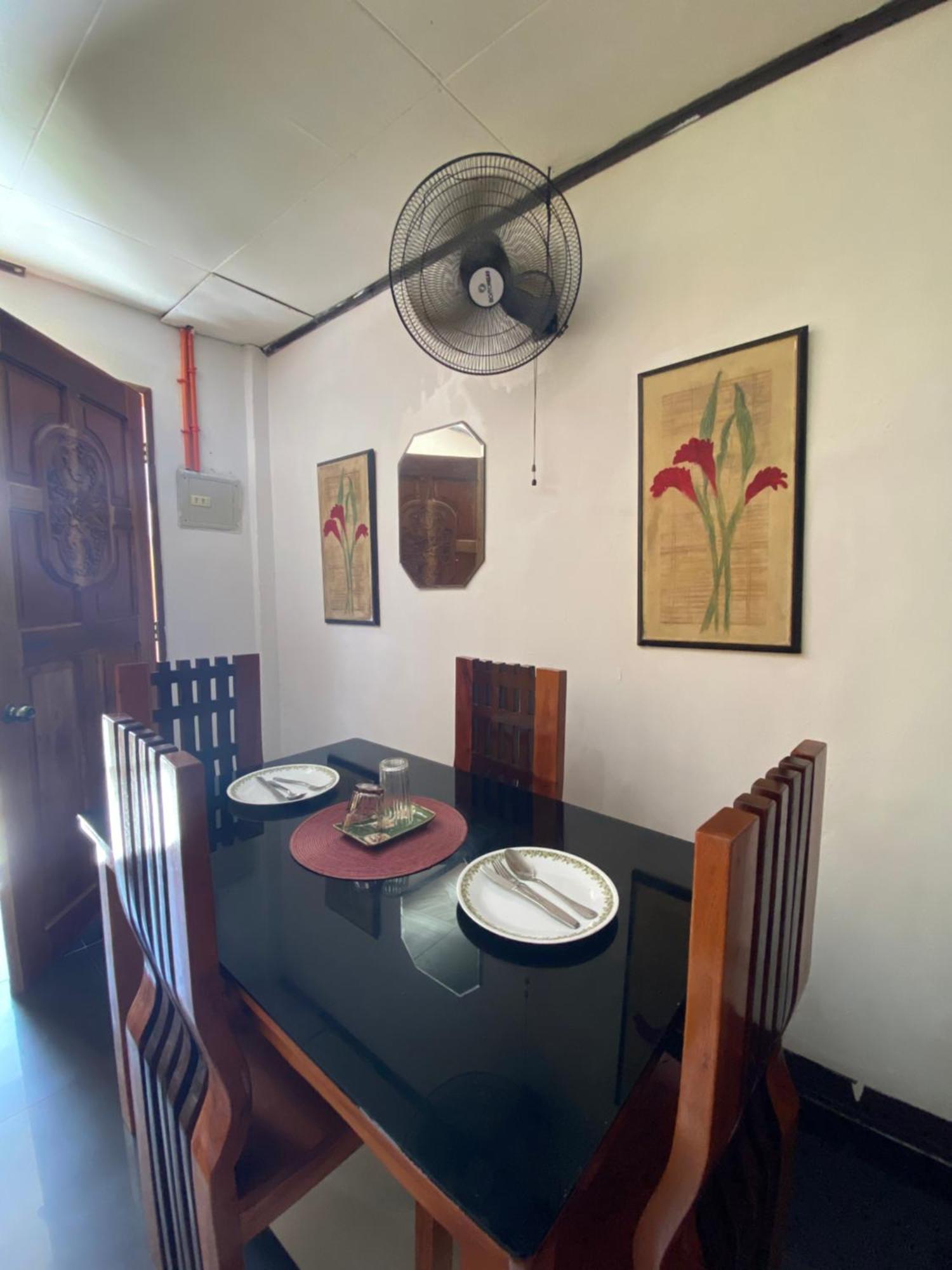 מואלבואל Panagsama Holiday Cottage מראה חיצוני תמונה